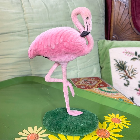 Flocked Flamingo Bobble Head - Picture 7 of 7